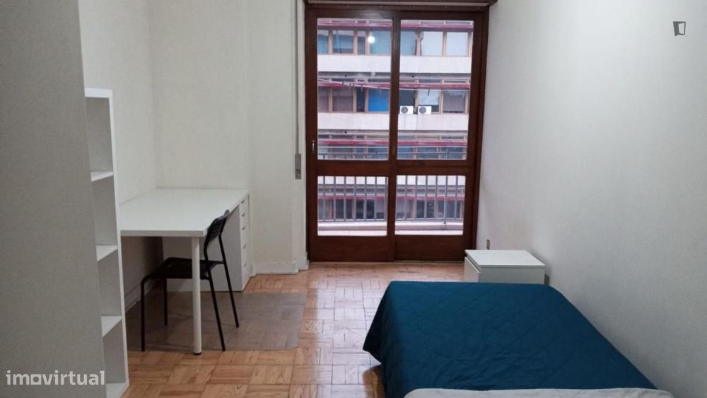 Quarto - localizado em Baixa Coimbra