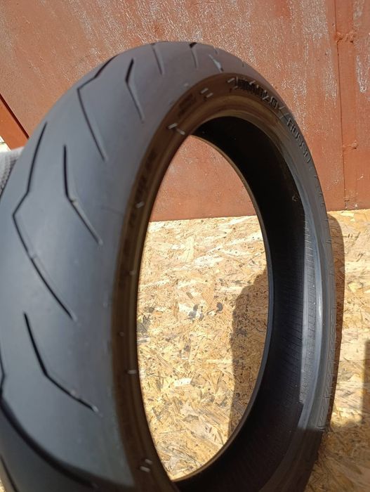 120/70ZR17 PIRELLI DIABLO ROSSO 3