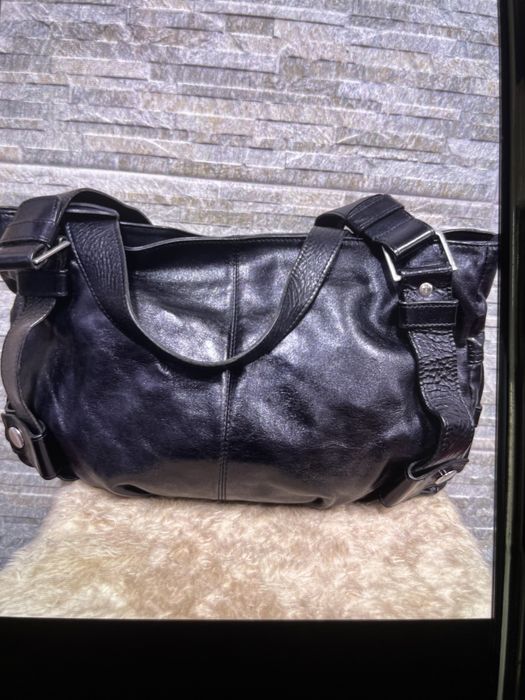 Красивая кожаная сумка