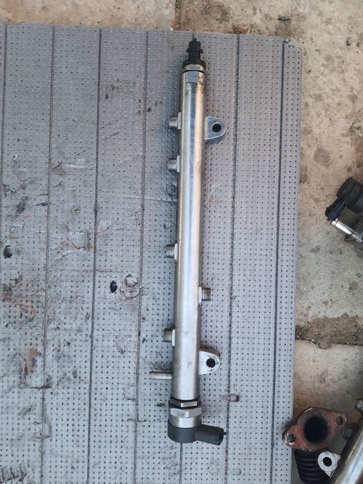 Паливна рейка IVECO DAILY 3.0 Е5