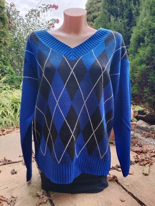 Niebieski sweterek z dekoltem V z HM 40/L