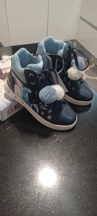 Sapatilhas de menina Geox tamanho 32