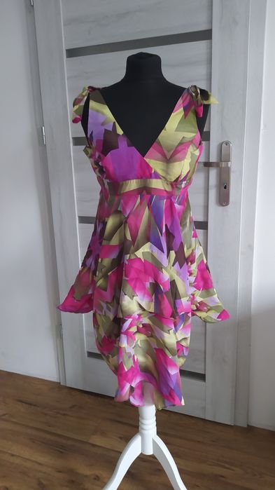 Letnia sukienka na ramiączkach