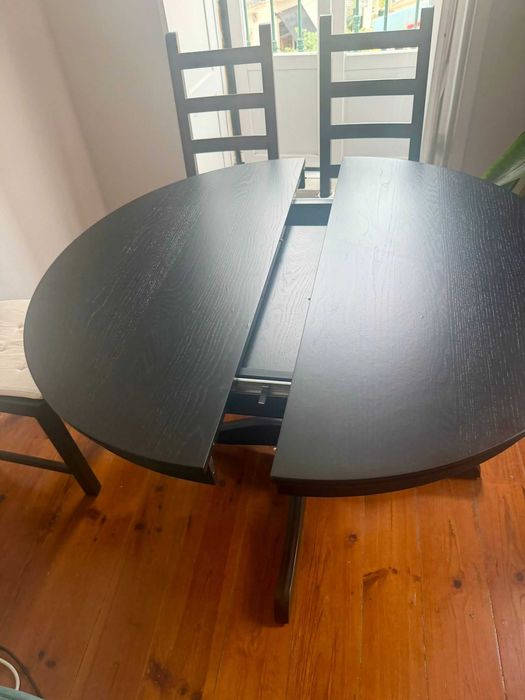 Mesa redonda IKEA extensível + conjunto de 6 cadeiras