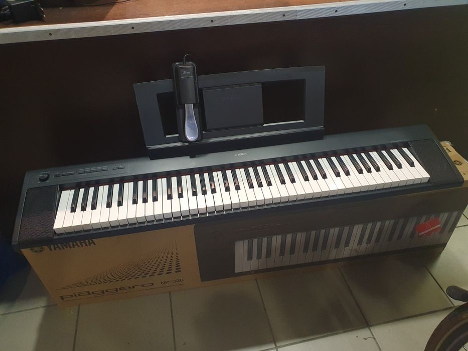 Organy Yamaha NP-32 Piaggero + pedał