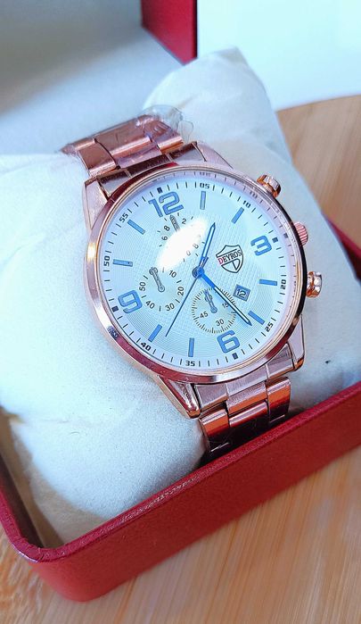 Zegarek Deyros – Połączenie Stylu, Funkcjonalności i Elegancji