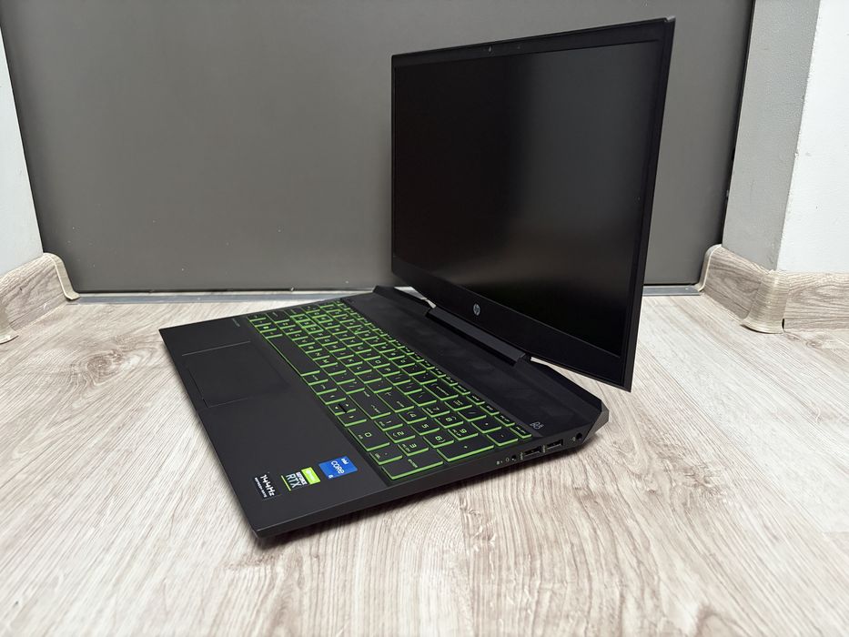 HP Pavilion Gaming 15 | i5-11300H | RTX 3050 | 16GB RAM | SSD | 144Hz