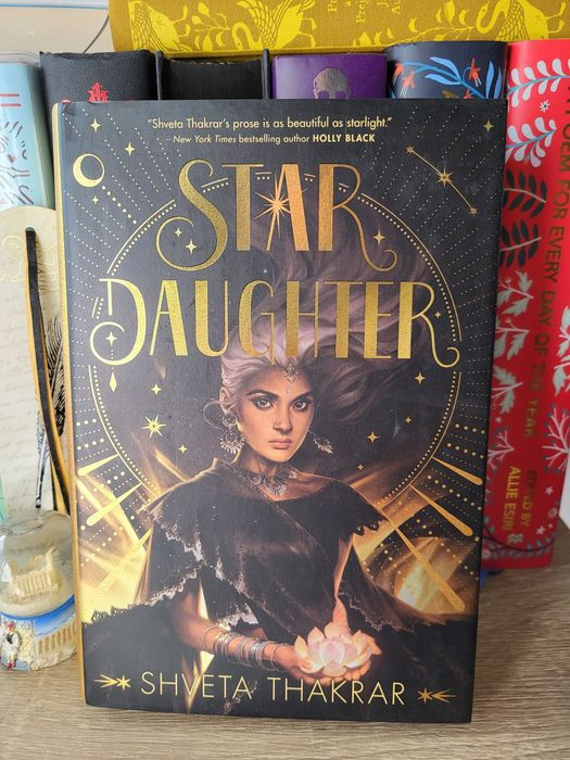 Livro Star Daughter de Shveta Thakrar (Hardback)
