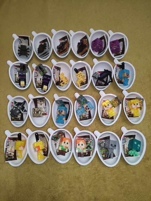 Фігурки,іграшки Кіндер Джой Майнкрафт. Ціни різні.