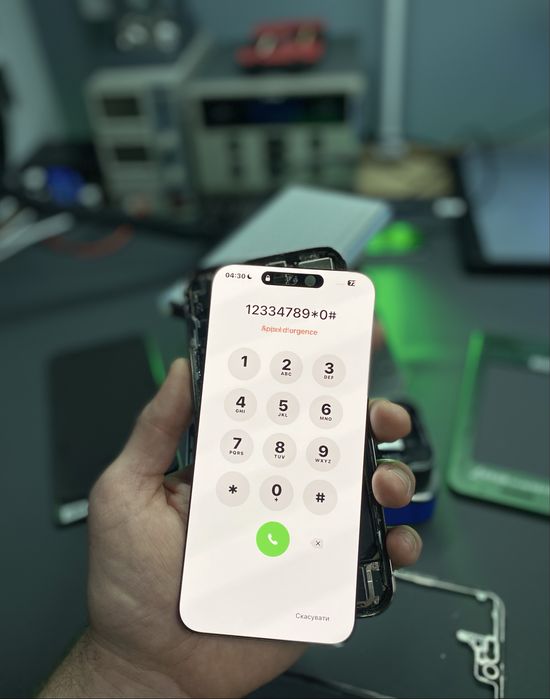 Ремонт телефонів (акумулятор, дисплей, кришка, переклейка скла)