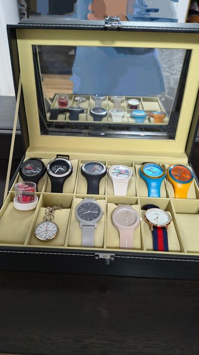 Zegarki damskie 10 sztuk, etui, pudełko, organizer na zegarki.