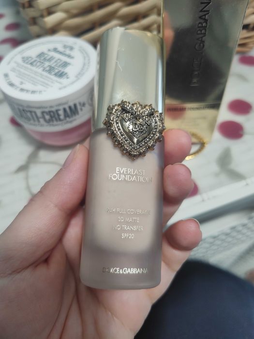 Podkład Dolce&Gabbana Everlast Light5 05