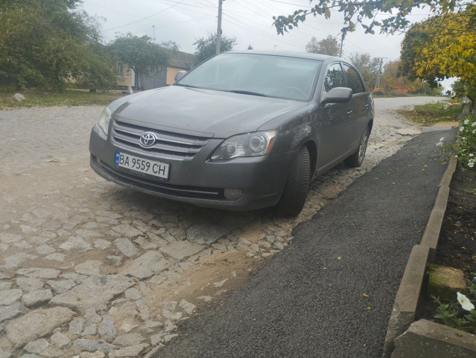 Тойота Авалон