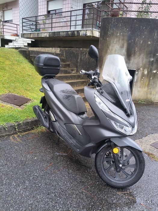 Honda PCX 125 – 2018 – Cinza