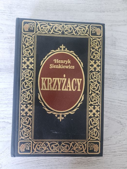 Sprzedam komplet 18 książek – stan idealny!