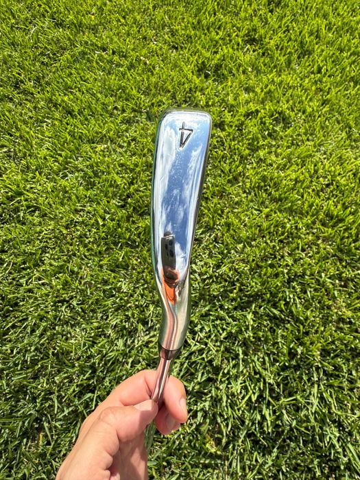 Titleist AP3 (22) Ferro 4 + 38.5” True Temper AMT Black R300