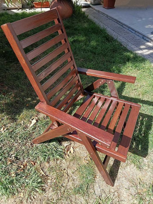 Cadeira de Jardim Inclinável em Madeira