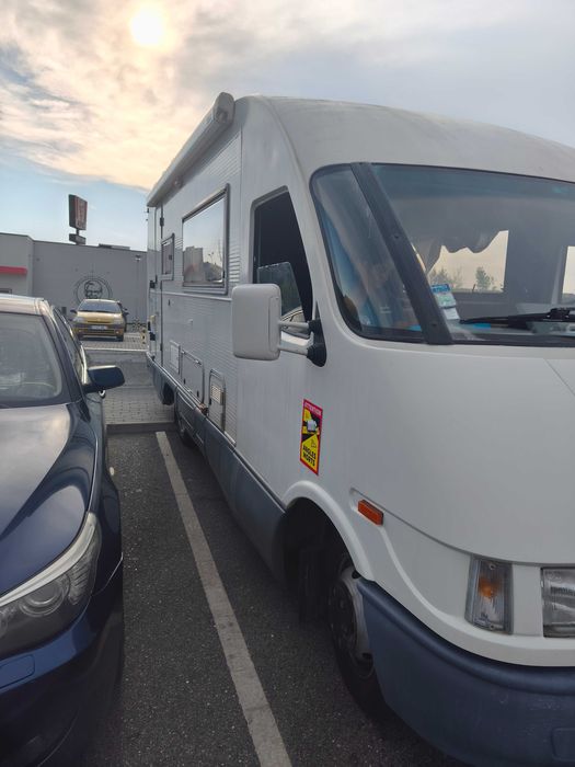 Vendo autocaravana integral de 1996