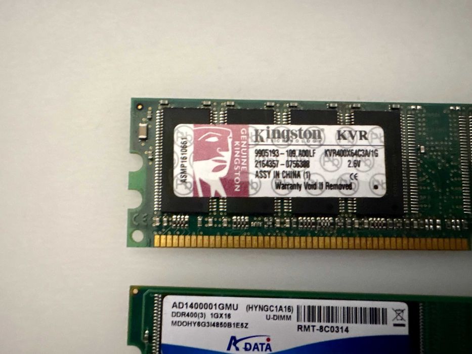 Pamięci RAM DDR-400  - 3szt (2,5GB)