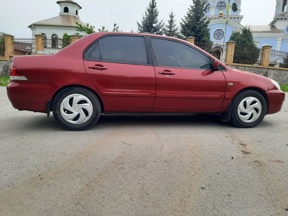 Mitsubishi Lancer
