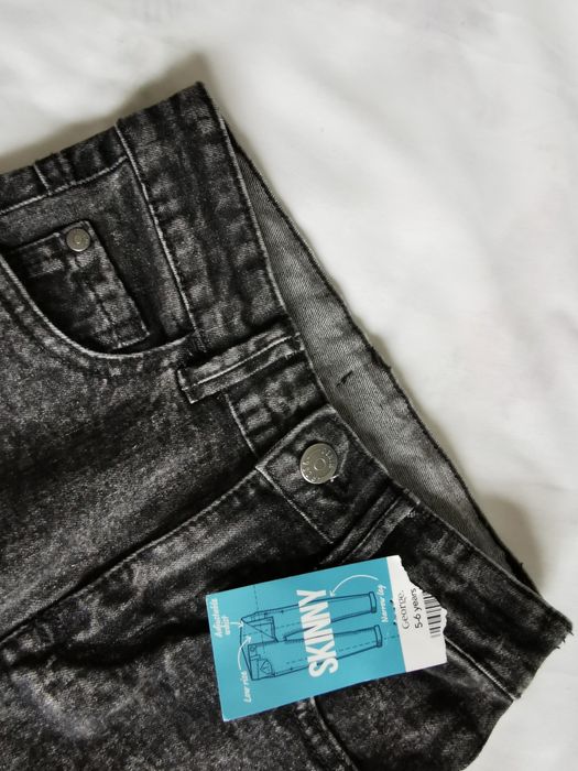 Jeansy ciemne 5-6 l 110-116 cm