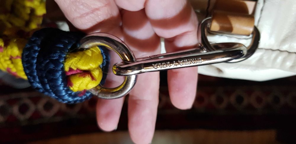 Mala bimba e lola em pele