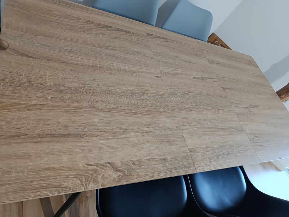 Mesa extensível + 4 cadeiras