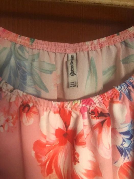 Blusa floreada Stradivarius S