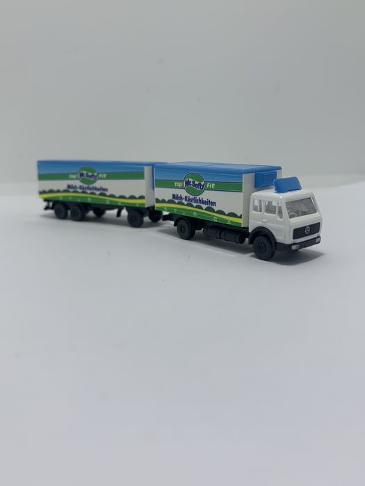 Mercedes da Wiking escala N 1:160