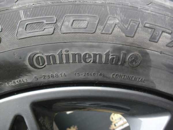 Range Rover Evoque Jantes 19 pneus continental