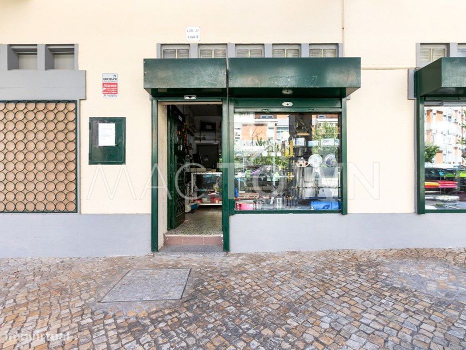 Loja à Venda em Marvila