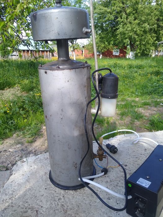 Дистилятор води.