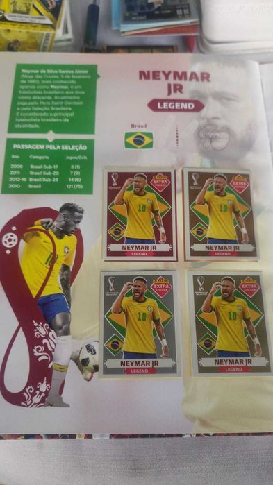 Caderneta Especial com todos os Cromos Legends mundial 2022 catar