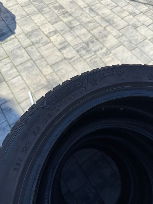 Goodyear Ultragrip Performance + 245/45/18 (homologacja BMW, ~7mm)