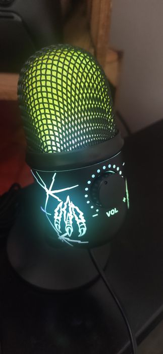 Микрофон студийный игровой или для стрима