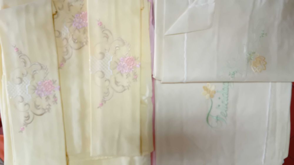 Vendo Lençóis Para Cama de Casal