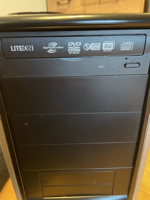 Komputer stacjonarny