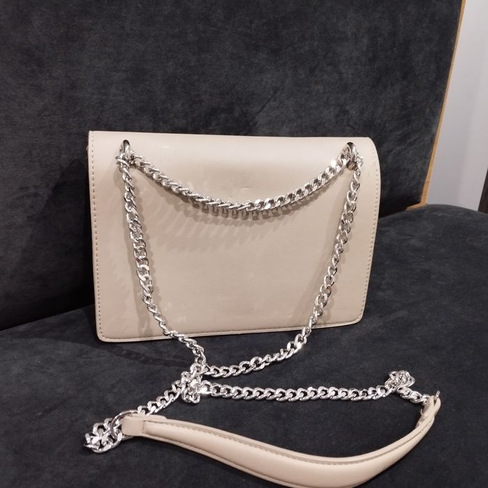 Toreba na łańcuszku