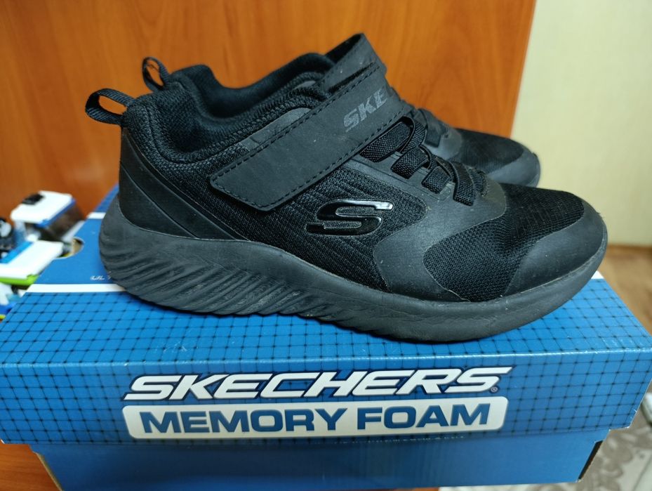 Кроссовки Skechers, 35 розмір