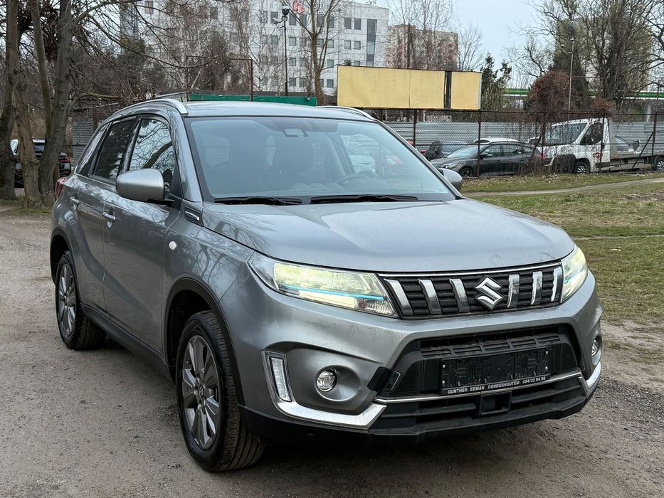 Suzuki Vitara 2024 1.5 hybrid Automat niski przebieg 36 tys Navi FullLED KeyLess