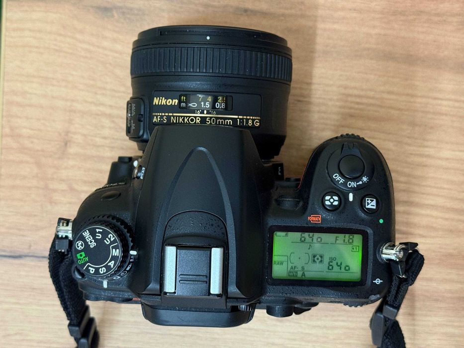 Фотоапарат Nikon D7000