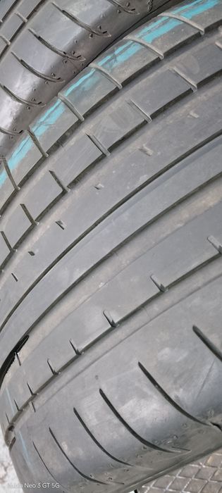 Pneus 275/35/19 run flat goodyear