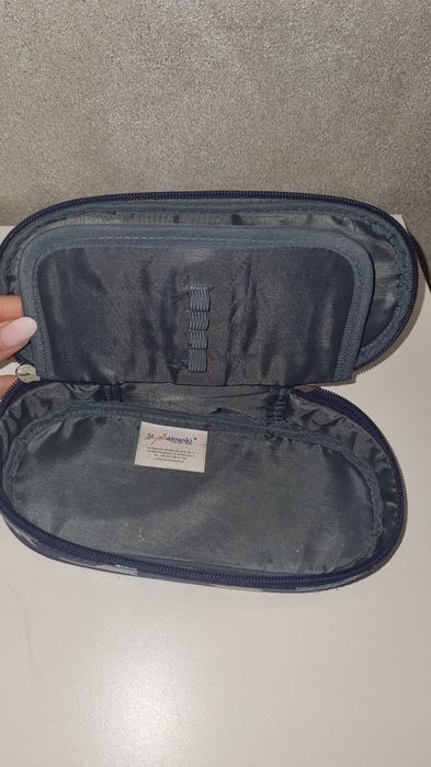 Piórnik szkolny ST.RIGHT