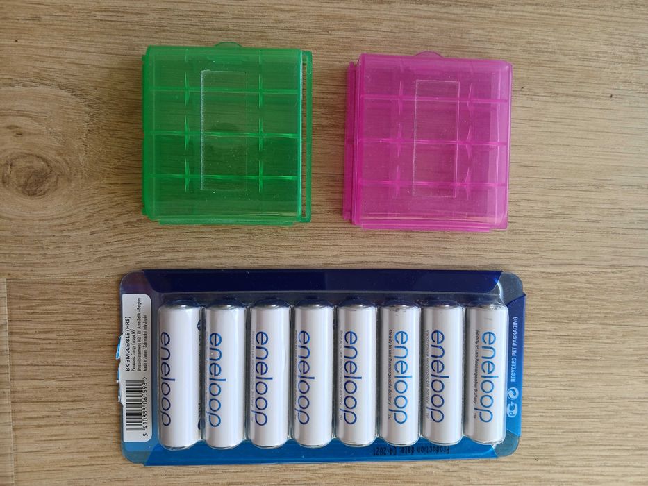 Akumulatorki Ni-MH Panasonic ENELOOP AA 8 sztuk + 2x etui