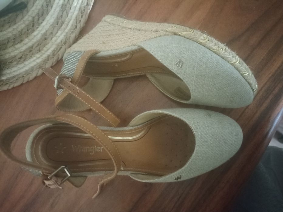 Espadryle Wrangler 38 rozmiar stan bardzo dobry na koturnie