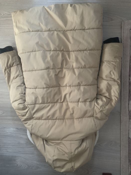 Зимня куртка 134 розміо