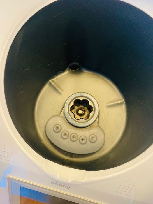 Vendo Bimby Tm5 bom estado