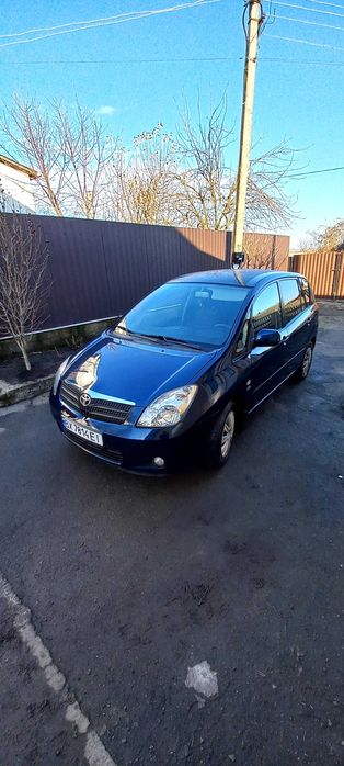 Тойота версо корола