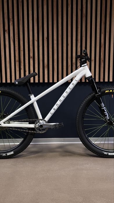 Rower MTB Dirt Commencal M Absolut 2025 Industry Nine