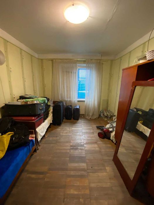 Продається 2-кімнатна квартира  Фортечна 1